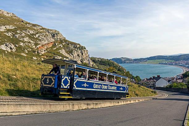 Bodlondeb Castle Bed & Breakfast { Central Llandudno} Екстериор снимка